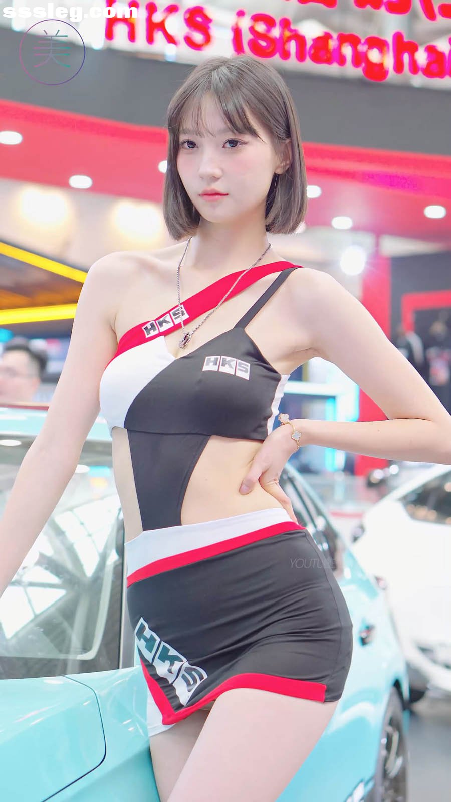 V (1).jpg
