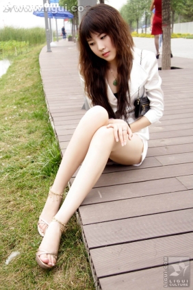 [Ligui丽柜]2009.03.09 菲菲