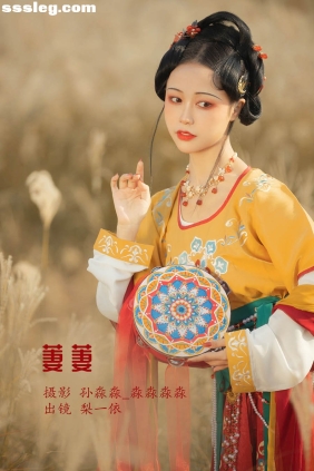 [YITUYU艺图语]2022.08.18 萋萋 梨一依[22P287M]