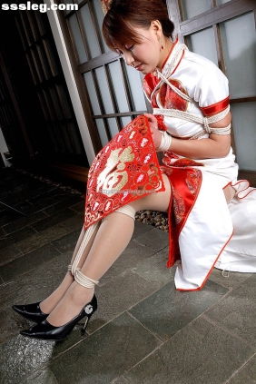 [Ligui丽柜]2008.10.05 英子