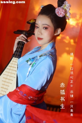 [YITUYU艺图语]2022.08.30 赤狐书生 一只高高[22P243M]