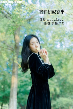 [YITUYU艺图语]2022.11.24 将在初秋寄出 饲猫少女[38P394M]