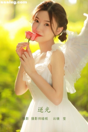 [YITUYU艺图语]2022.08.10 逆光 莹[21P233M]