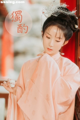 [YITUYU艺图语]2021.08.31 独酌 七屿[31P354M]