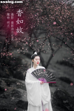 [YITUYU艺图语]2021.12.17 香如故 明月[35P752M]